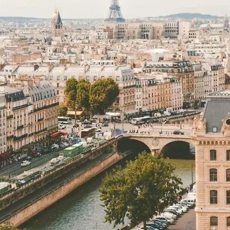 Appartamento Charming In Parigi